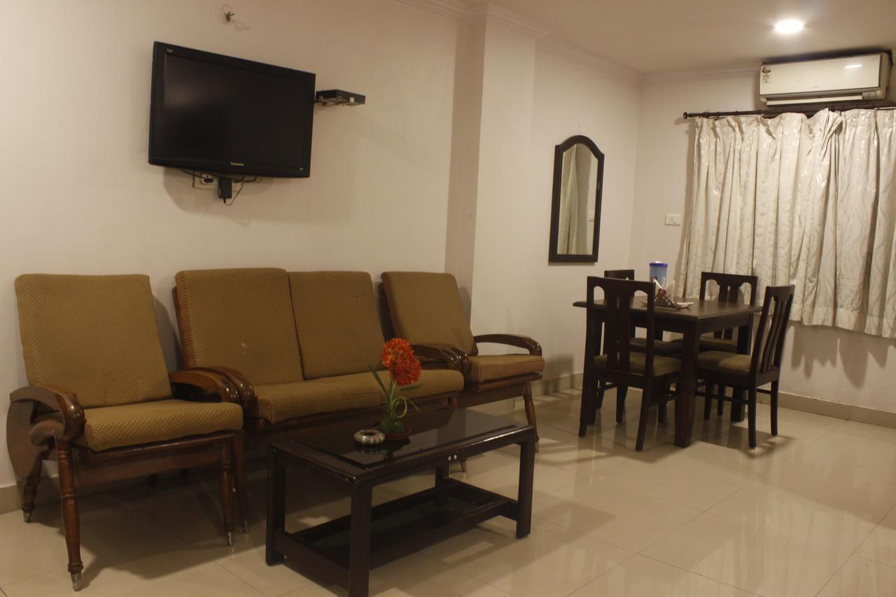 Hotel Chandra'S Visakhapatnam Eksteriør bilde