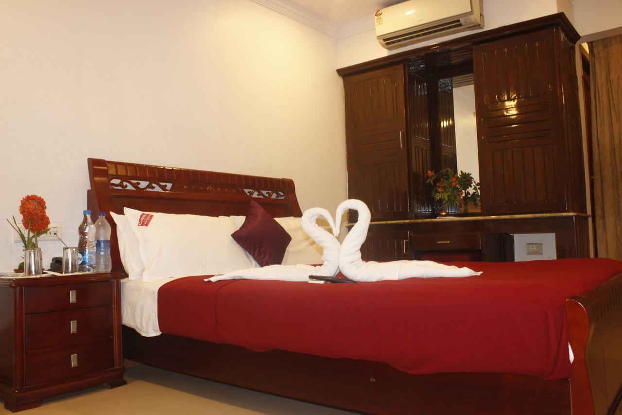 Hotel Chandra'S Visakhapatnam Eksteriør bilde