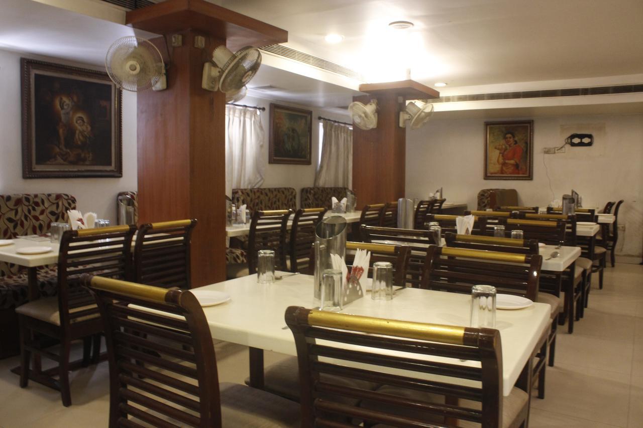 Hotel Chandra'S Visakhapatnam Eksteriør bilde