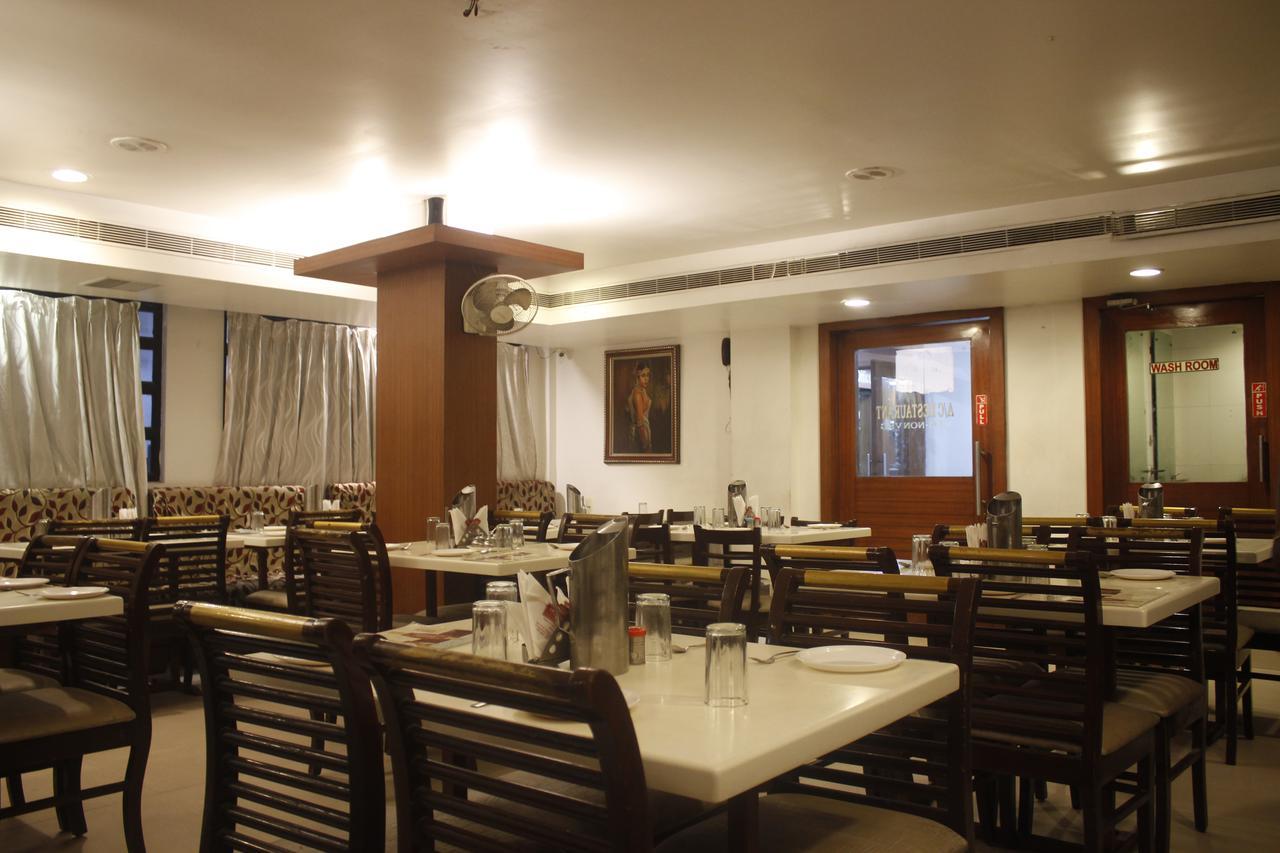 Hotel Chandra'S Visakhapatnam Eksteriør bilde